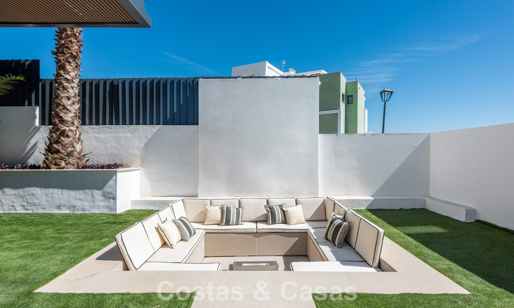 Elegant, modern, new villas for sale with panoramic views close to the golf course in Mijas' golf valley on the Costa del Sol 797835