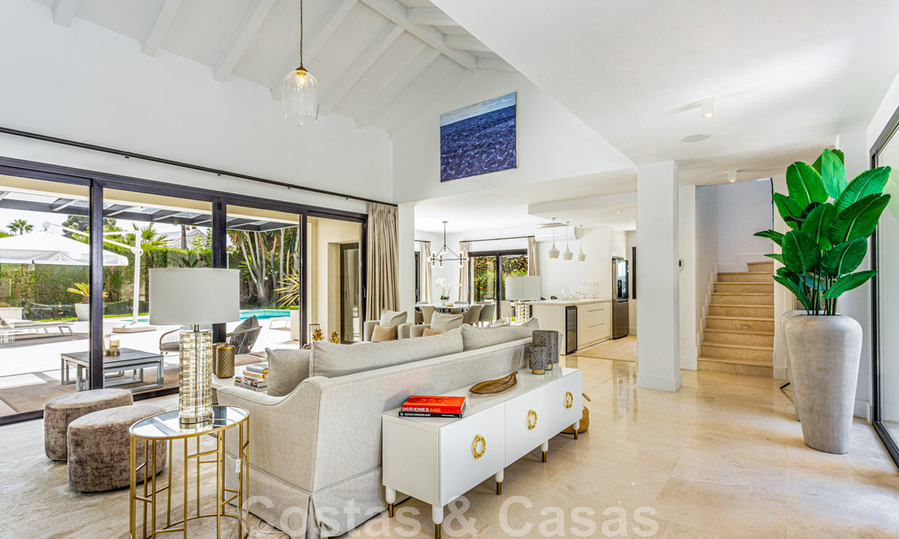 Move-in ready contemporary luxury villa for sale, walking distance to Puerto Banus and the beach in San Pedro, Marbella 46212