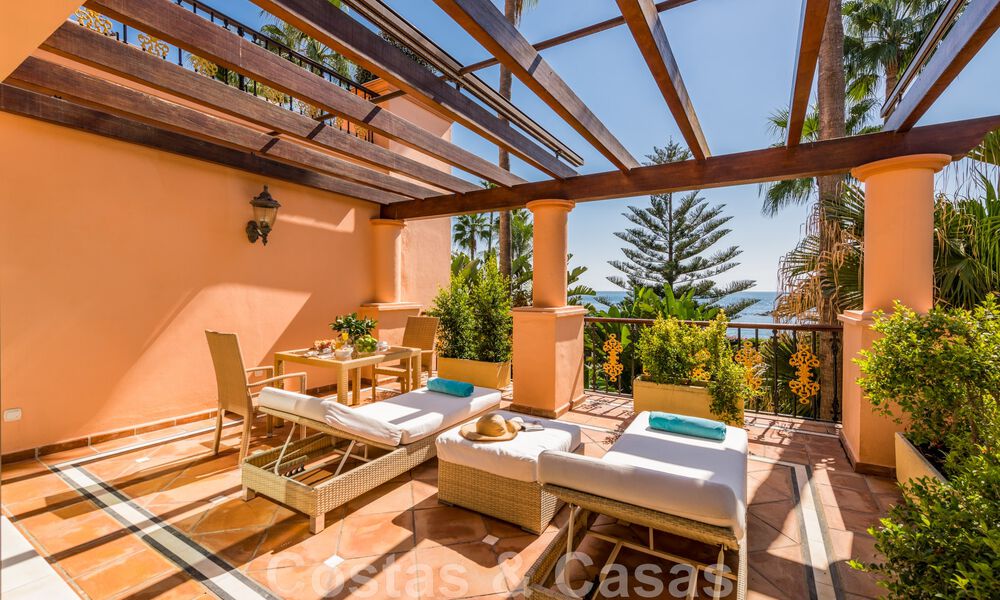 Spacious duplex, double, ground floor apartment in a frontline beach complex within walking distance to Puerto Banus, Marbella 46777