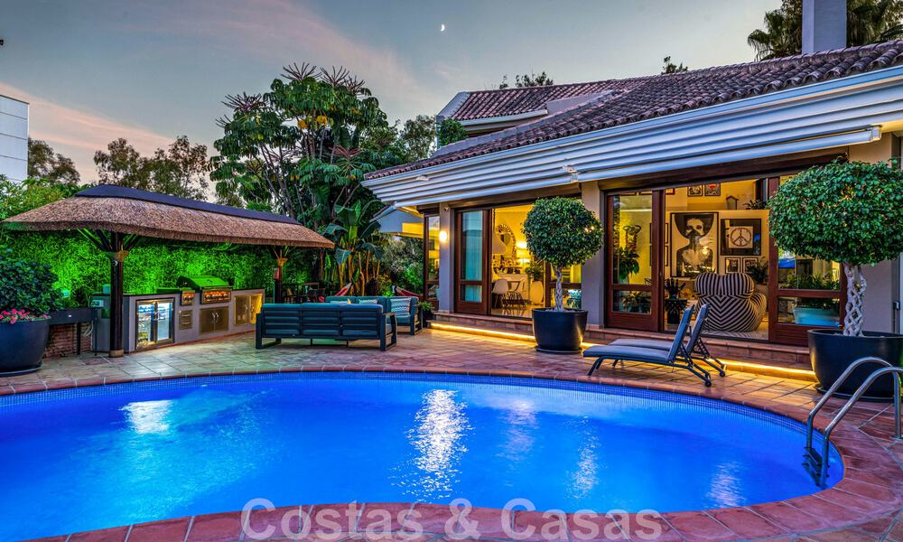 Unique, Mediterranean luxury villa for sale with golf course views in coveted residential area in La Quinta, Benahavis - Marbella 48497