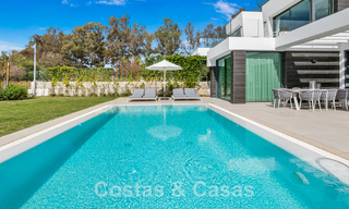 Move-in ready, contemporary villa for sale with sea views, in a gated villa development on the border of Mijas and Marbella 46088 