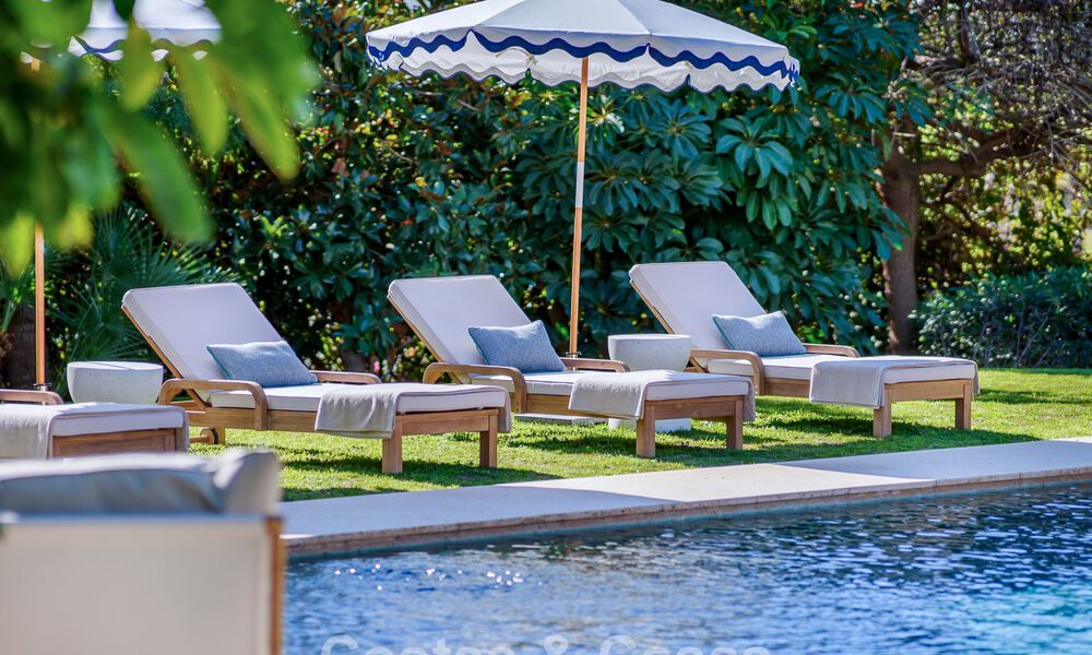 Traditional, Spanish luxury villa for sale, on second-line golf in prestigious residential area in Nueva Andalucia, Marbella 775949