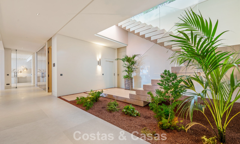 Majestic, contemporary new villa for sale with sublime sea views in the hills of La Quinta in Benahavis - Marbella 786671