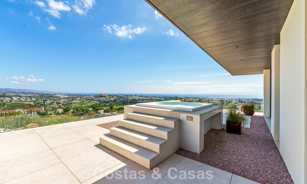 Majestic, contemporary new villa for sale with sublime sea views in the hills of La Quinta in Benahavis - Marbella 786693