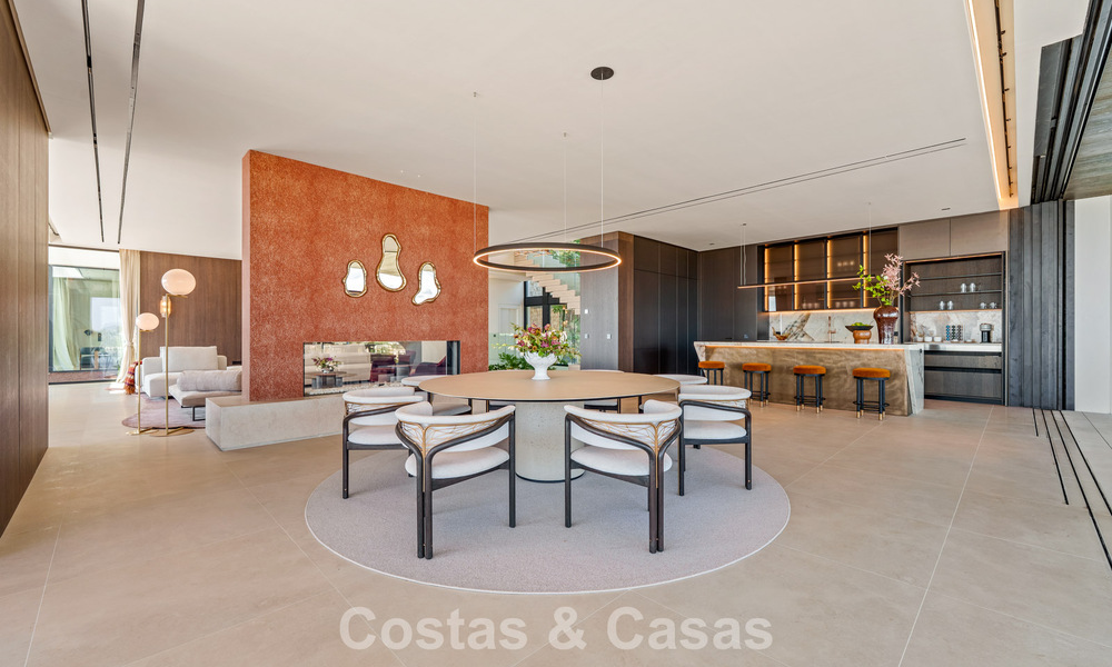 Majestic, contemporary new villa for sale with sublime sea views in the hills of La Quinta in Benahavis - Marbella 786702