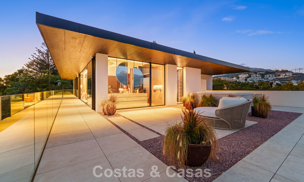 Majestic, contemporary new villa for sale with sublime sea views in the hills of La Quinta in Benahavis - Marbella 786715