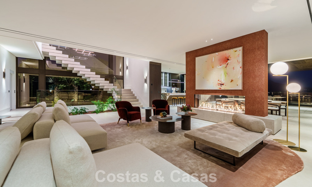 Majestic, contemporary new villa for sale with sublime sea views in the hills of La Quinta in Benahavis - Marbella 786717