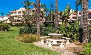 Spacious, renovated apartment for sale in a beach complex with panoramic sea views, on the New Golden Mile between Marbella and Estepona 46538 