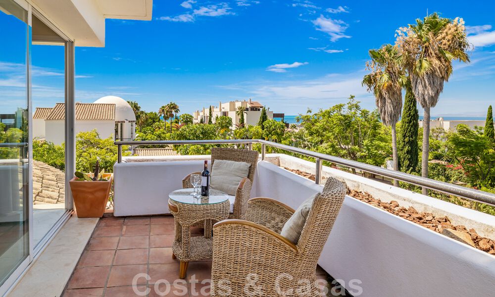 Spacious villa in authentic, Mediterranean architectural style for sale with sea views in a five-star golf resort in Benahavis - Marbella 46665