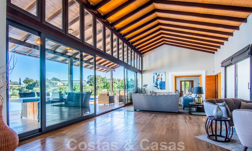 Detached villa for sale in a high position, with panoramic mountain and sea views in an exclusive urbanisation in East Marbella 46959
