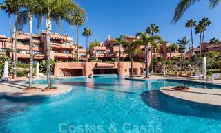 Luxury penthouse for sale in a five-star beachfront residential complex with stunning sea views, on the New Golden Mile between Marbella and Estepona 46623 