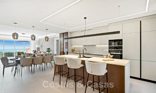 Modern renovated, 4-bedroom penthouse for sale with sublime sea views in gated community in Benahavis - Marbella 47133 