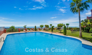 Modern renovated, 4-bedroom penthouse for sale with sublime sea views in gated community in Benahavis - Marbella 47143 