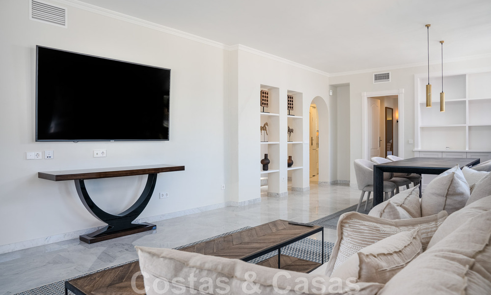 Stunning 4-bedroom penthouse for sale in Puente Romano, on the Golden Mile in Marbella 47720