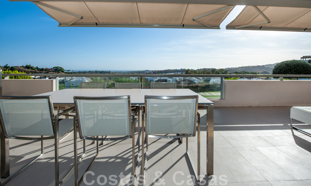Very spacious, bright and modern 3-bedroom luxury apartment for sale with unobstructed sea views in Marbella - Benahavis 46845
