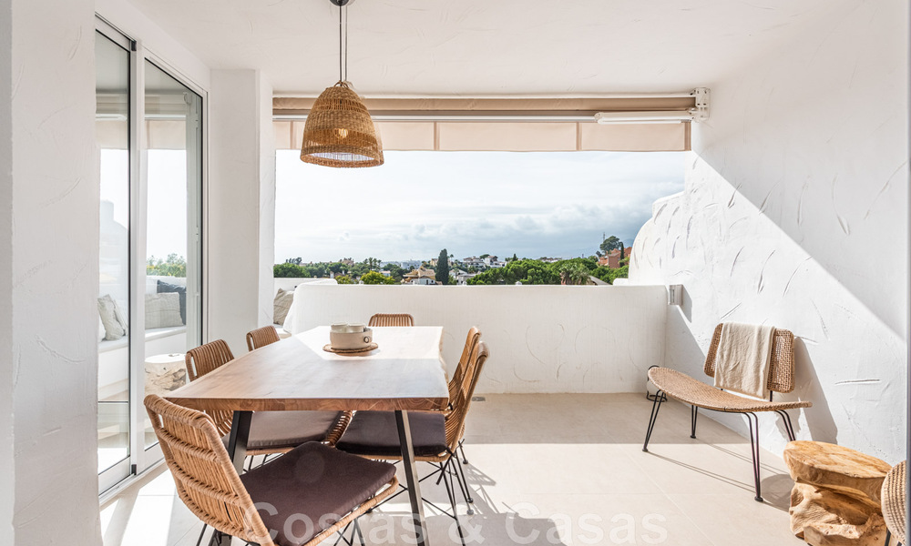 Contemporary renovated penthouse for sale with sea views within walking distance of all amenities, the beach and Puerto Banus in Nueva Andalucia, Marbella 47011