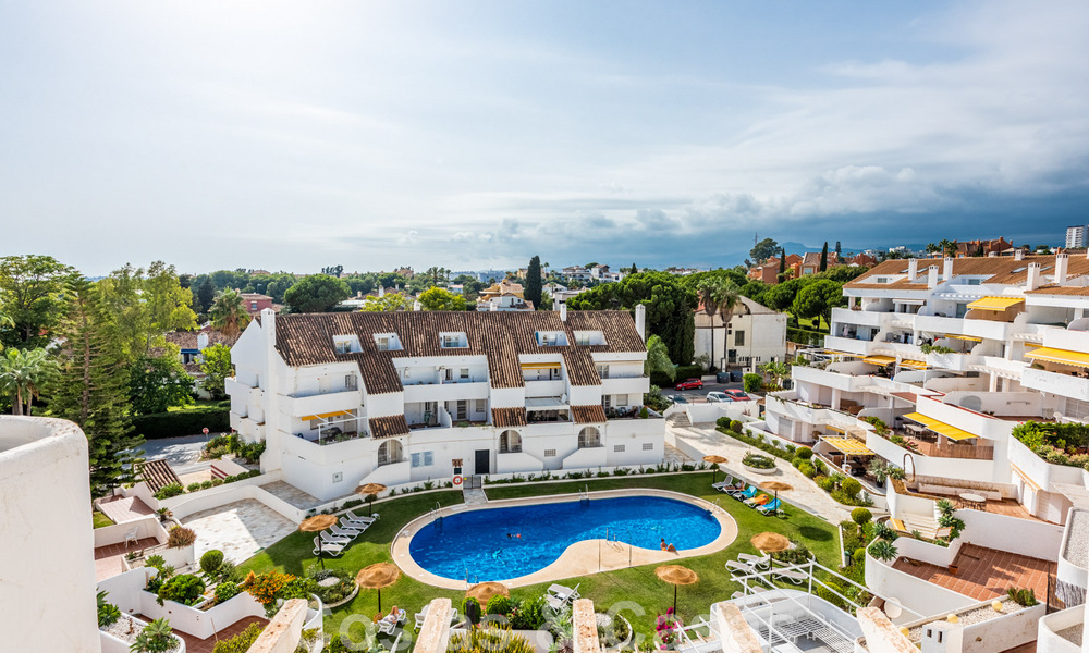 Contemporary renovated penthouse for sale with sea views within walking distance of all amenities, the beach and Puerto Banus in Nueva Andalucia, Marbella 47013