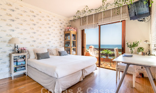 Penthouse for sale in a secluded urbanisation, frontline beach with open sea views in East Marbella 46916 