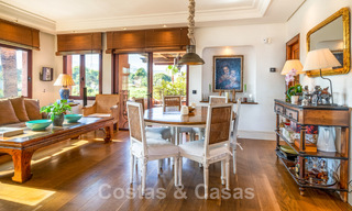 Penthouse for sale in a secluded urbanisation, frontline beach with open sea views in East Marbella 46923 