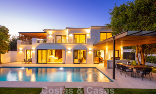 Move-in ready, sophisticated boutique villa for sale within walking distance to the highly desirable Puerto Banus and San Pedro beach, Marbella 47422 