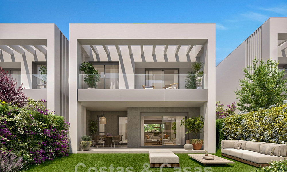 New, designer townhouses for sale, a stone's throw from the beach in Elviria east of Marbella centre 47340