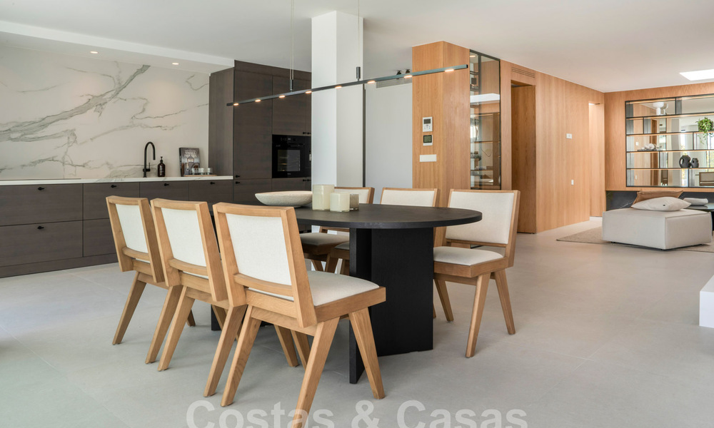 Beautifully renovated Mediterranean-style villa with contemporary design in Nueva Andalucia, Marbella 61267