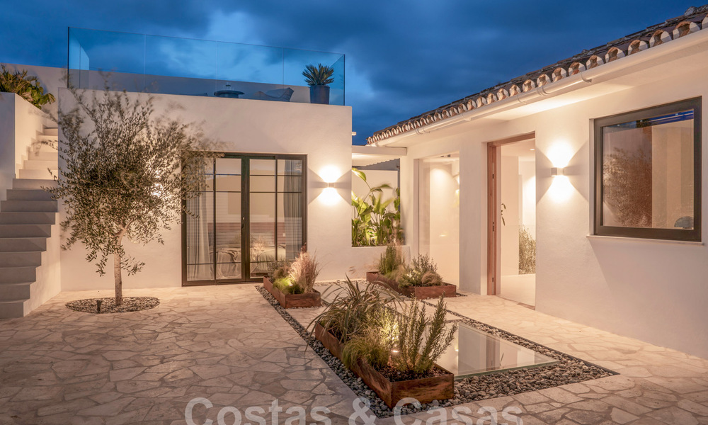 Beautifully renovated Mediterranean-style villa with contemporary design in Nueva Andalucia, Marbella 61288