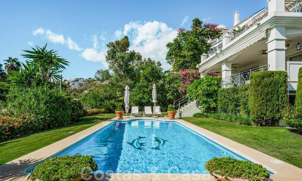 Charming, Andalusian villa for sale with golf course views in coveted residential area in La Quinta, Benahavis - Marbella 47703