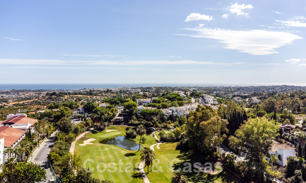 Charming, Andalusian villa for sale with golf course views in coveted residential area in La Quinta, Benahavis - Marbella 47710