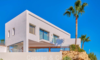 Renovated modern-style villa for sale with stunning sea views in gated community in Marbella - Benahavis 48394 