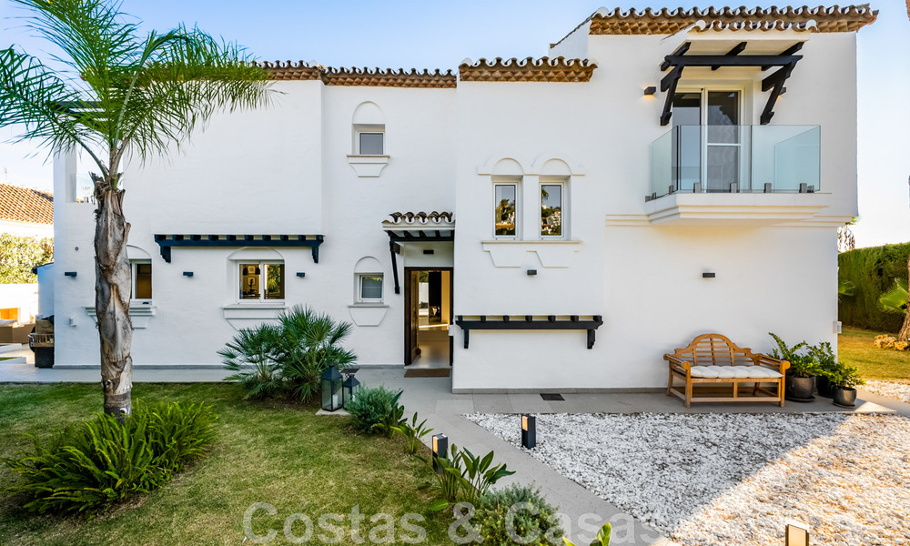 Move-in ready, Andalusian luxury villa for sale in a secure and gated residential area of Nueva Andalucia, Marbella 48172