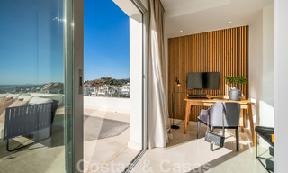 Move-in ready, modern penthouse for sale with open sea views in a modern complex in Nueva Andalucia, Marbella 47892 