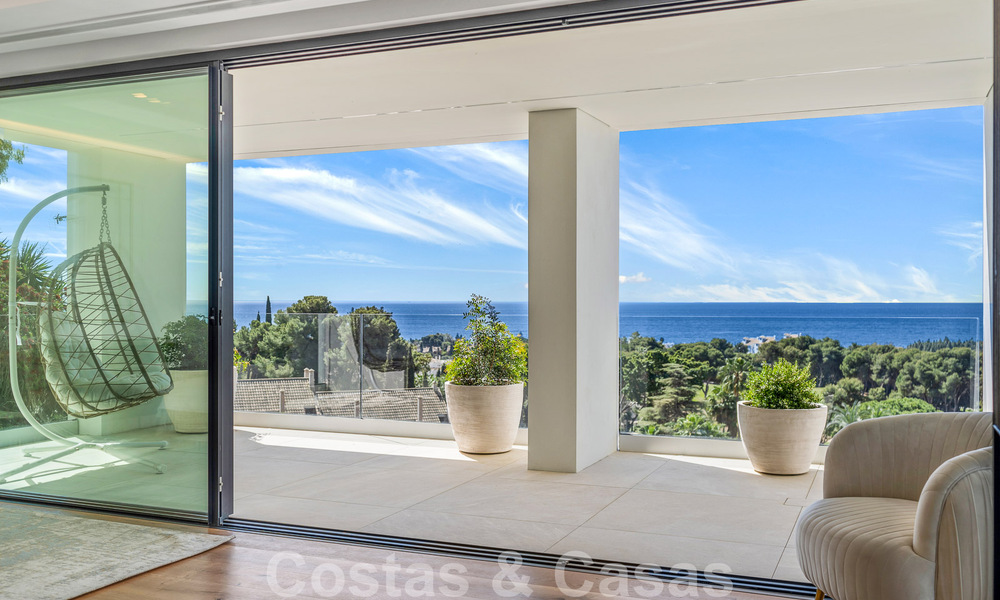 Modern new build villa with infinity pool and panoramic sea views for sale east of Marbella centre 51954
