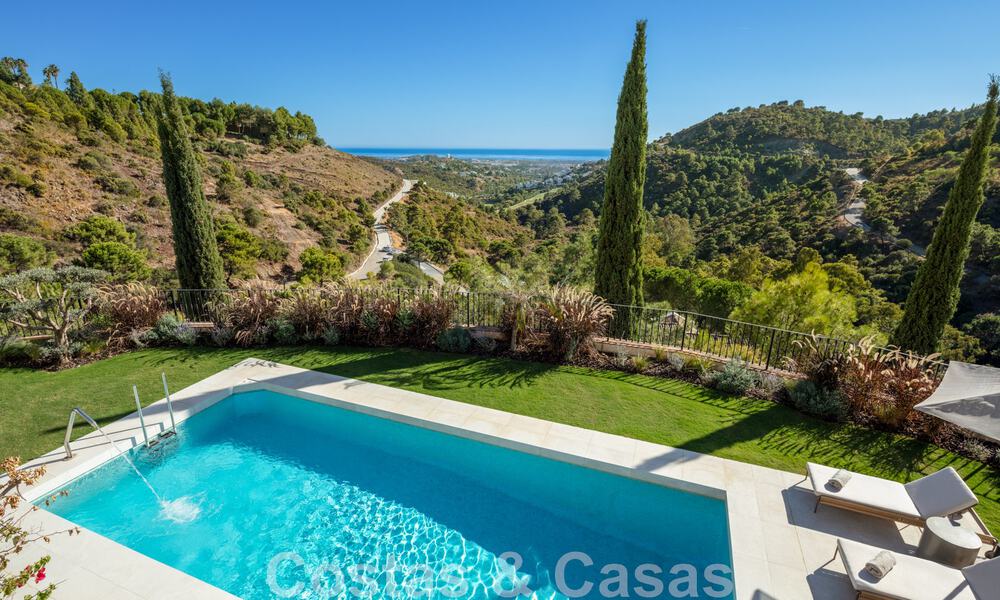 Exquisite luxury villa for sale in a Mediterranean style with contemporary design in an elevated position in El Madroñal, Benahavis - Marbella 48120