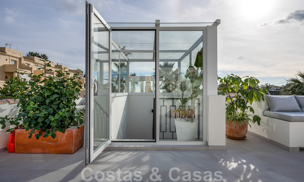 Move-in ready! Contemporary renovated townhouse for sale in gated community in La Quinta in Benahavis - Marbella 49448