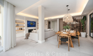 Move-in ready! Contemporary renovated townhouse for sale in gated community in La Quinta in Benahavis - Marbella 49458 