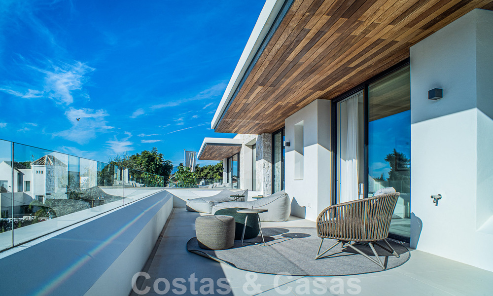 Contemporary new villa for sale with sea views, centrally located within walking distance to the beach on Marbella's Golden Mile 50070