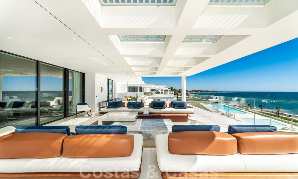 Move-in ready, modern, ultra-luxurious penthouse for sale, frontline beach, with open sea views, between Marbella and Estepona 48274