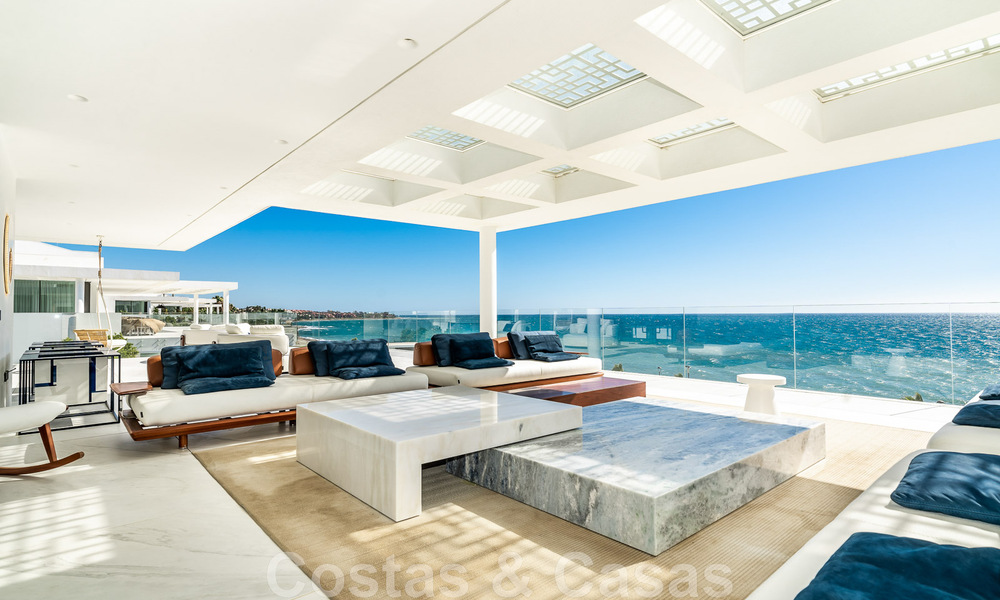 Move-in ready, modern, ultra-luxurious penthouse for sale, frontline beach, with open sea views, between Marbella and Estepona 48276