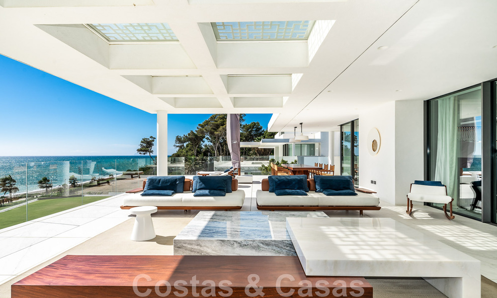 Move-in ready, modern, ultra-luxurious penthouse for sale, frontline beach, with open sea views, between Marbella and Estepona 48280