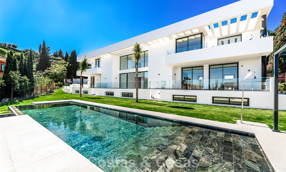 Energy efficient designer villa for sale, close to golf courses, in Benahavis - Marbella 783125