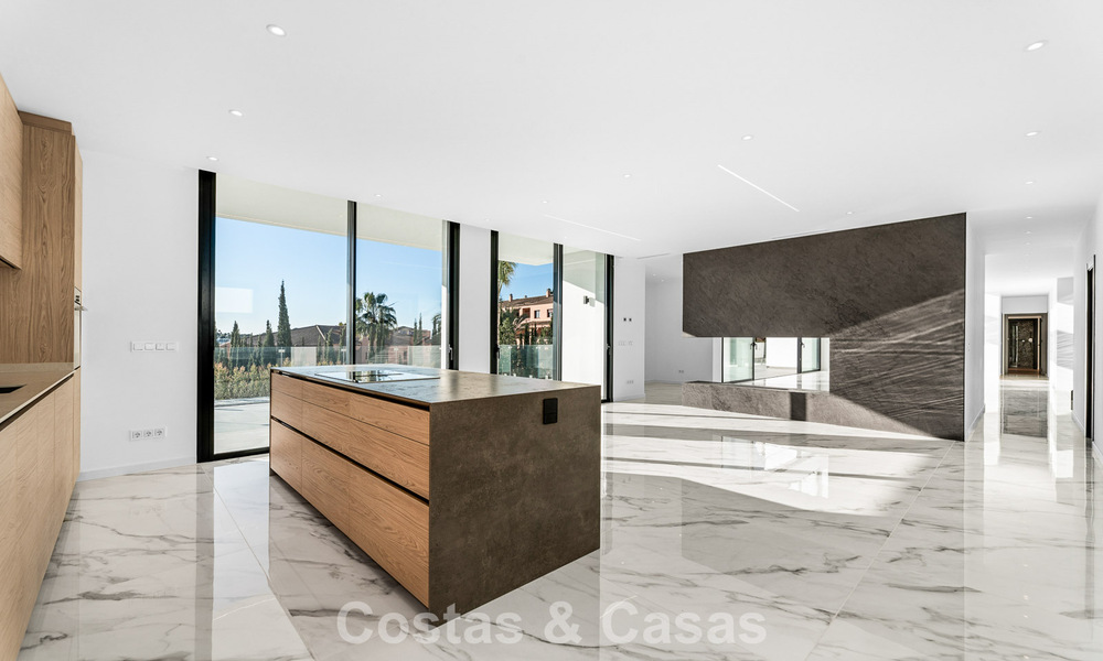 Energy efficient designer villa for sale, close to golf courses, in Benahavis - Marbella 783138