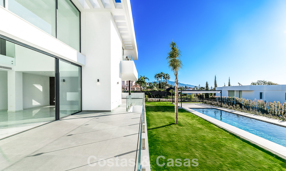 Energy efficient designer villa for sale, close to golf courses, in Benahavis - Marbella 783139