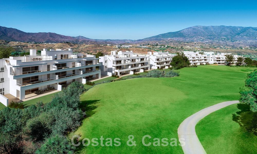 Modern golf apartments for sale situated in an exclusive golf resort in Mijas, Costa del Sol 49180
