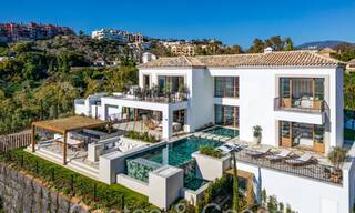 Spacious luxury villa for sale with stunning sea views in a prominent gated community in La Quinta in Benahavis - Marbella 63875 