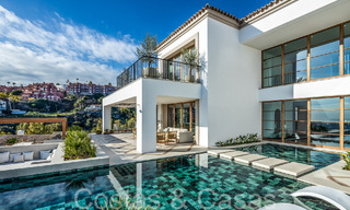 Spacious luxury villa for sale with stunning sea views in a prominent gated community in La Quinta in Benahavis - Marbella 63890 