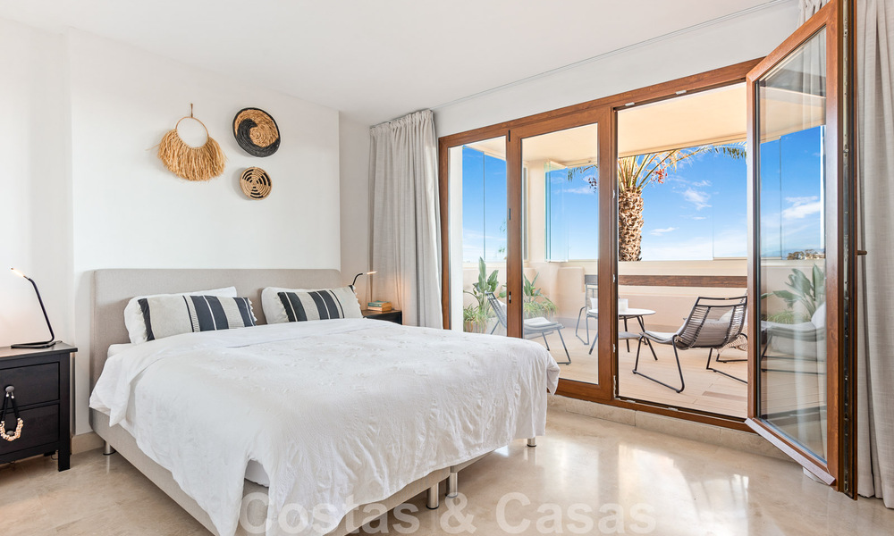 Modern refurbished apartment for sale, with sea views in gated complex on the New Golden Mile between Marbella and Estepona 49537