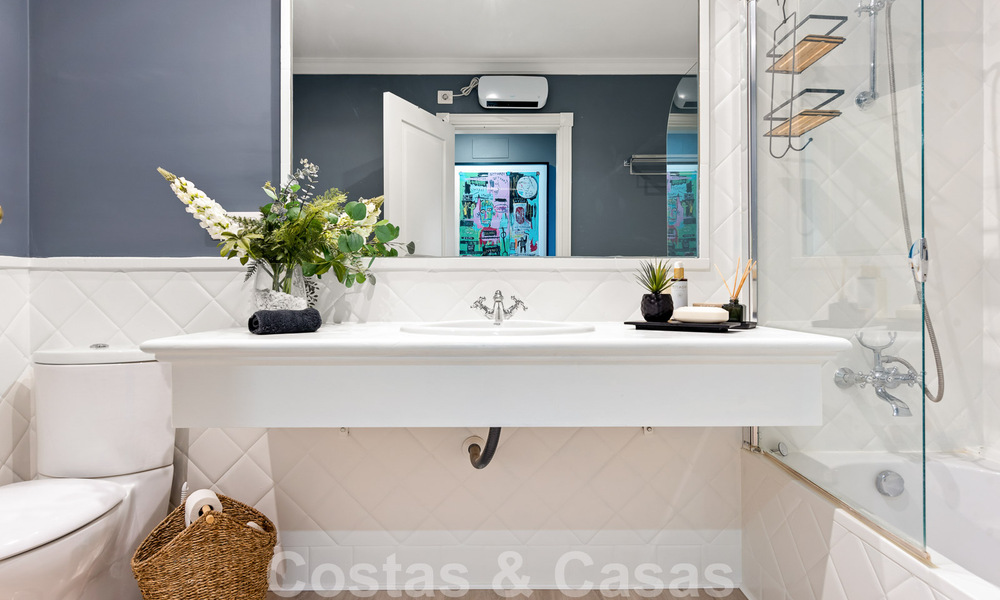 Modern refurbished apartment for sale, with sea views in gated complex on the New Golden Mile between Marbella and Estepona 49545