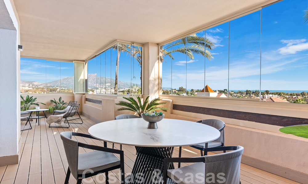 Modern refurbished apartment for sale, with sea views in gated complex on the New Golden Mile between Marbella and Estepona 49555
