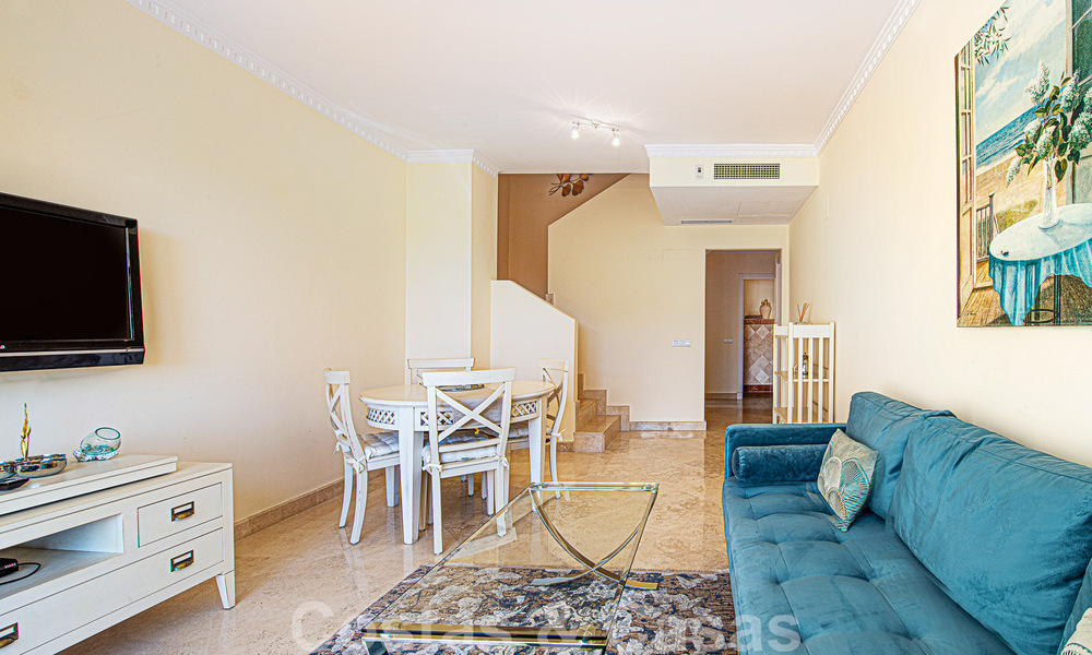 Spacious duplex penthouse for sale with sea views, close to all amenities on the Golden Mile in Marbella 49624